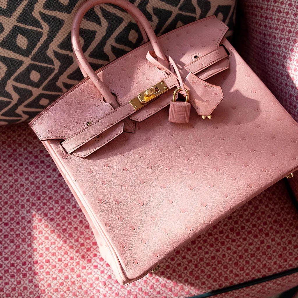 The Art of Gifting: Luxury Handbag Hooks for the Discerning Shopper